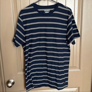 Billabong striped t-shirt- size Large